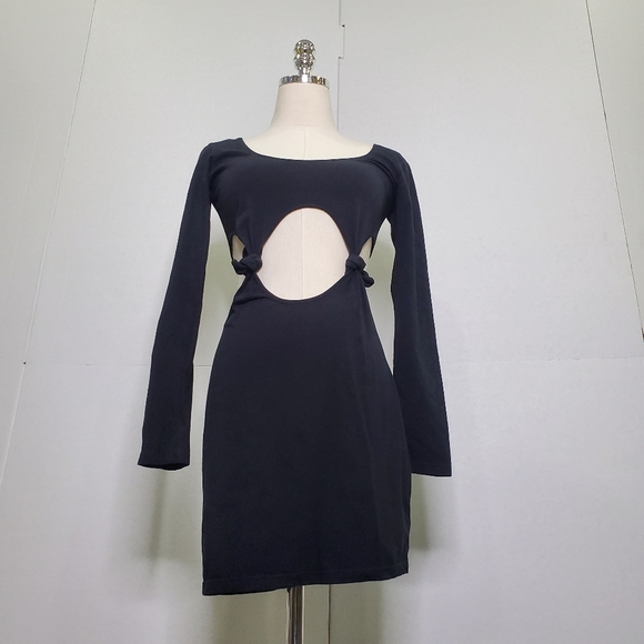 Motel Rocks Cut Out Dress - Picture 3 of 7